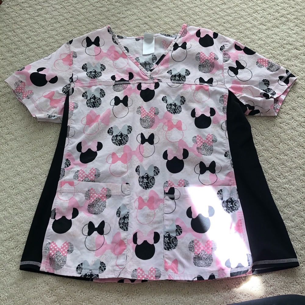 Size L Disney scrub top